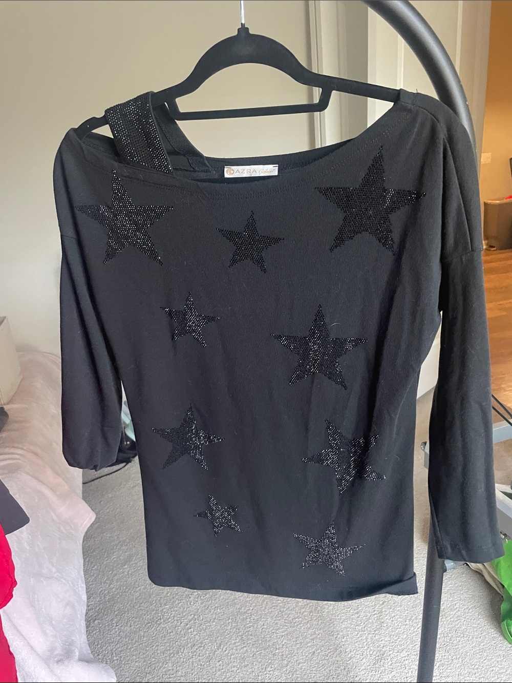 Black Star-Embellished Women’s Top